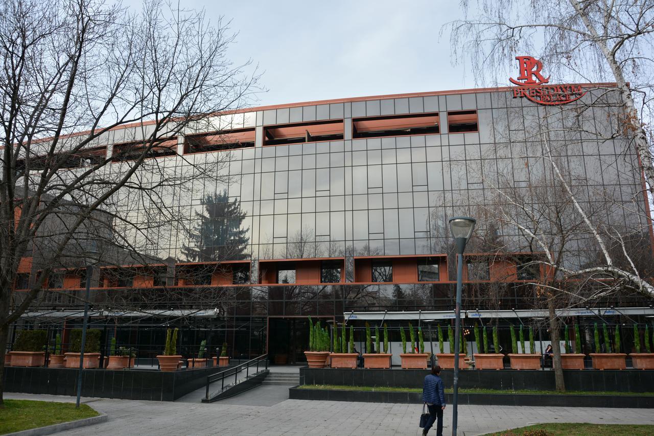 Hotel Presidivm Palace Lovech Exterior photo